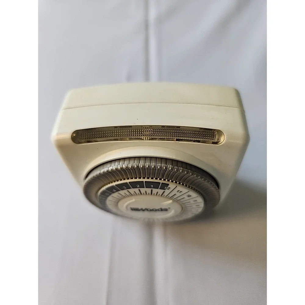 Woods Heavy Duty Electrical Timer Plug-In 125Vac 60Hz‎ Easy To Use